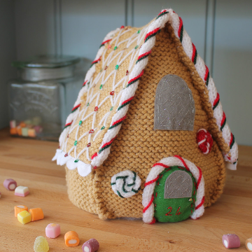 Knit And Design Gingerbread House