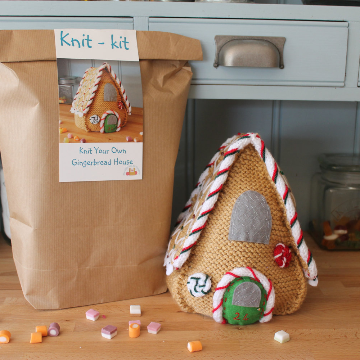 Knit And Design Gingerbread House